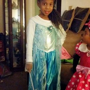 Meet your Posher, Linda